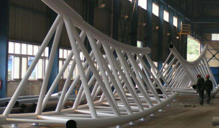 滕州管廊钢结构与桁架结构的管道支架应该如何区分