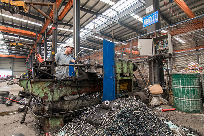 滕州网架配件车间